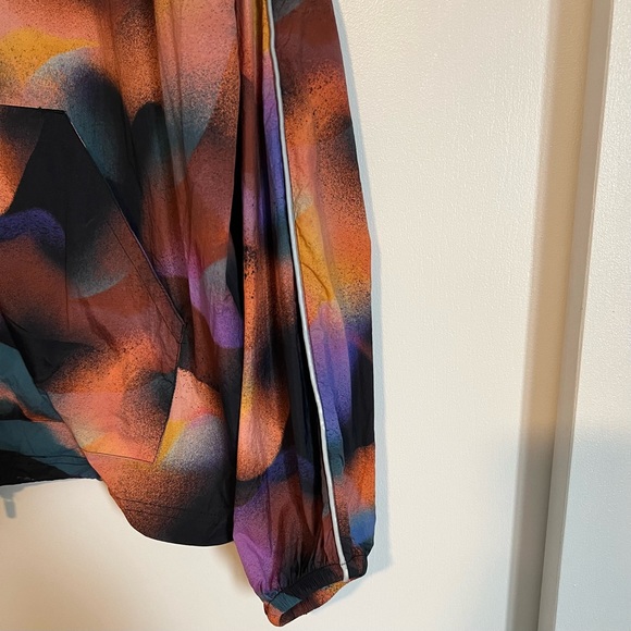 Oversized Flyweight Windbreaker - Picture 8 of 8